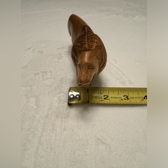 Majestic Hand Carved Wooden Lion Sculpture 7” - Picture 11 of 11